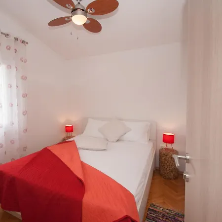 Mandarina Prázdninový dům Kaštela